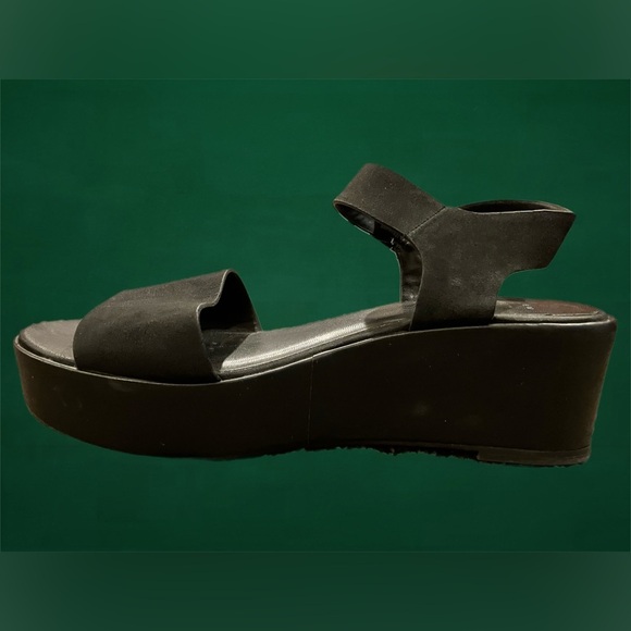 A New Day Women’s Black Platform Sandals - Size 8​ - Picture 2 of 5